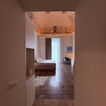 Like A Local 아파트 *